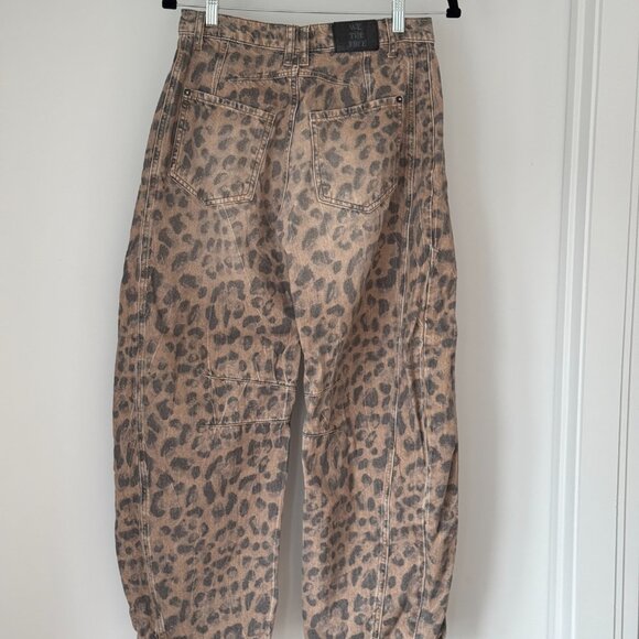 Free People Leopard Print Barrel Jeans Size 26 - Picture 2 of 8